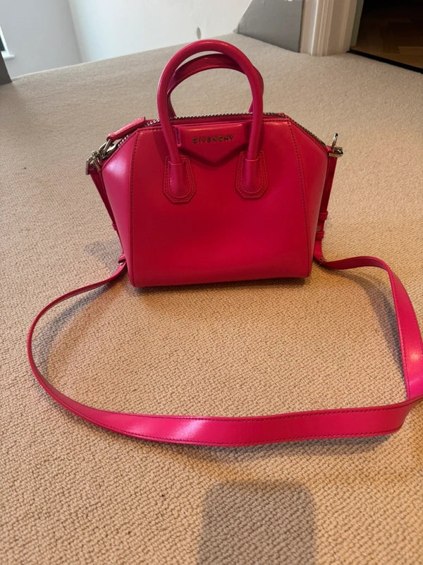 Givenchy Antigona bag