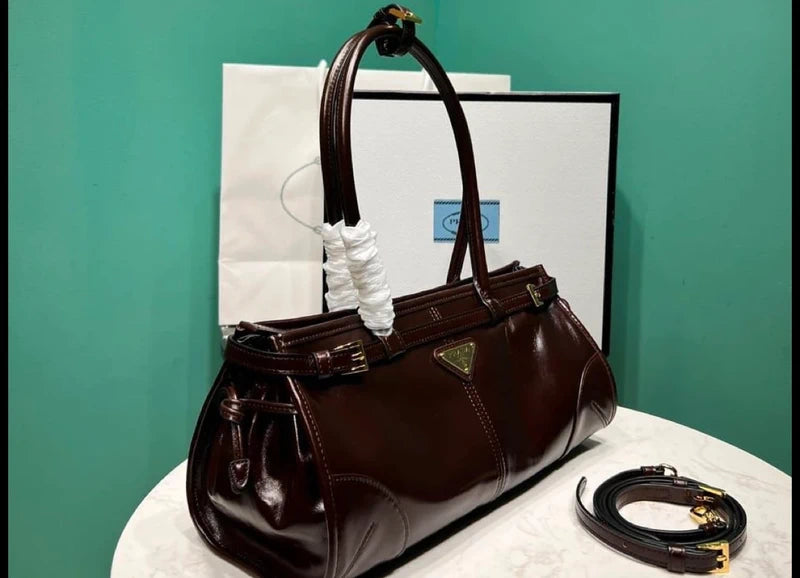 Vintage PRADA bag Excellent condition
