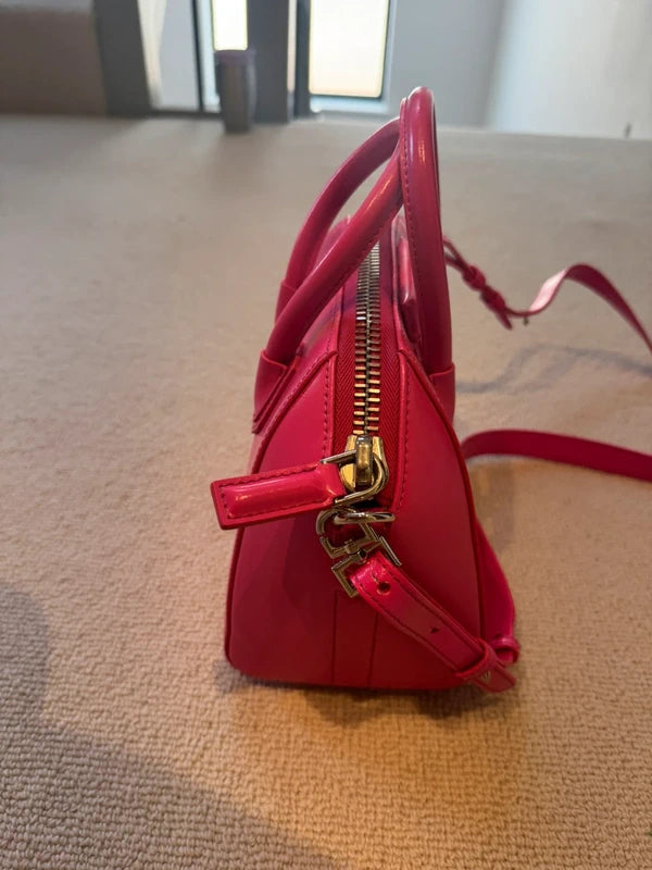 Givenchy Antigona bag